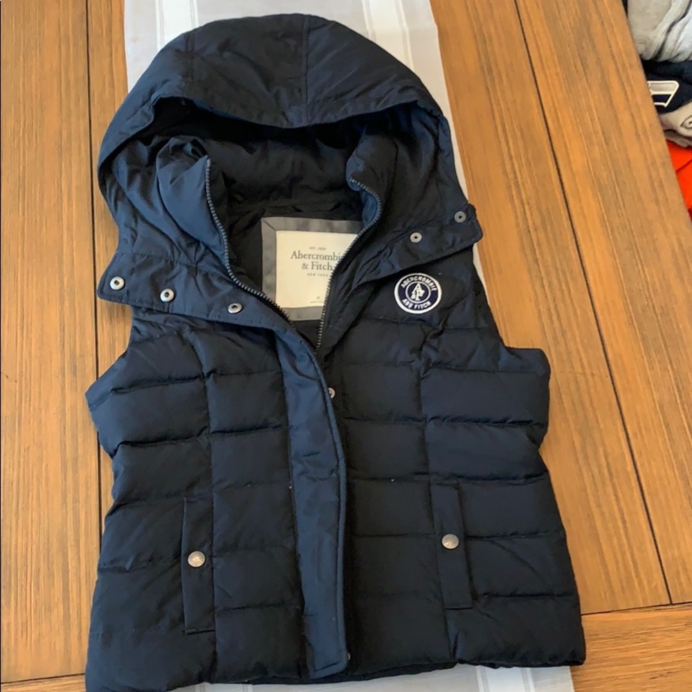 Abercrombie And Fitch Down Filled Vest. - image 1